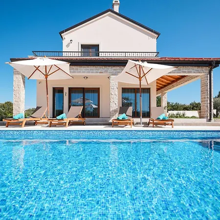 Velebita With Heated Pool Villa *