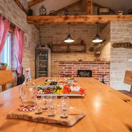 Βίλα Velebita With Heated Pool *