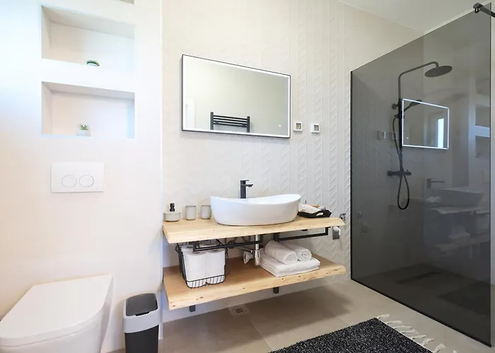 빌라 Velebita With Heated Pool Poljica (Zadar)