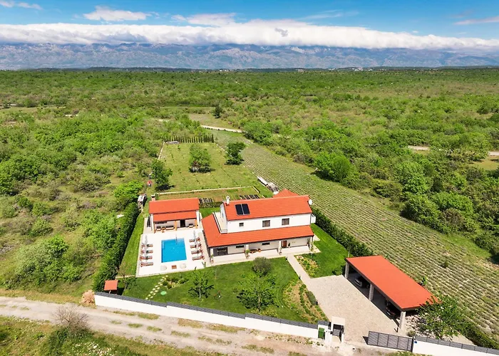 빌라 Velebita With Heated Pool *